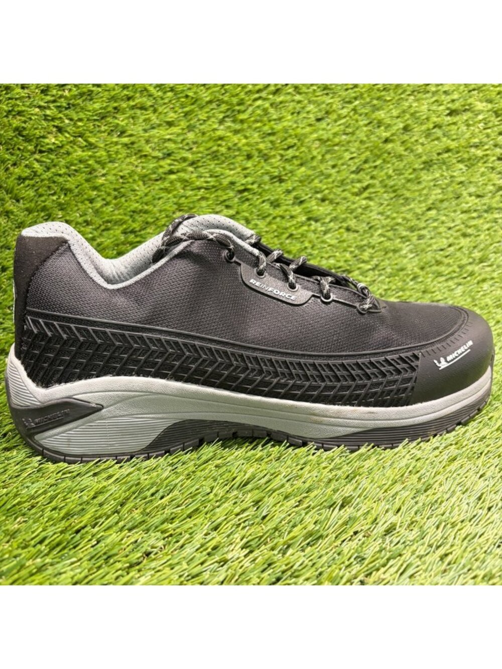 Michelin Latitude Tour Mens Size 10.5E Black Gray Alloy Toe Safety Work Shoes